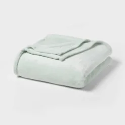Recycled Polyester Throw Blanket - Room Essentials™ -Bedding Shop GUEST 011ddd1b 5778 4884 8143 f215ea2d5c41