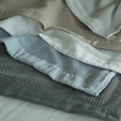 Full/Queen Sheet Blanket - Vellux 6 Full/Queen Sheet Blanket - Vellux - Image 4