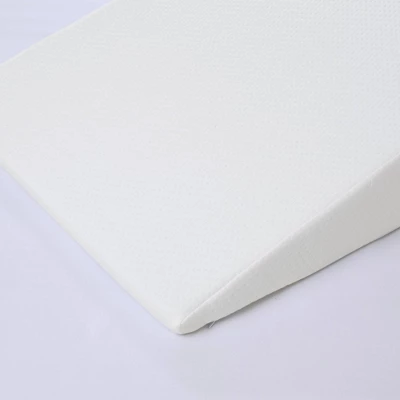 Memory Foam Wedge Pillow 10 Memory Foam Wedge Pillow - Image 8