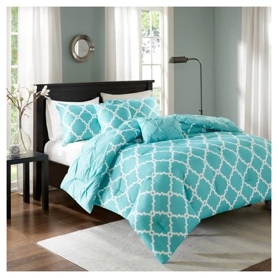 5pc Hayden Solid Reversible Comforter Set 5 5pc Hayden Solid Reversible Comforter Set - Image 3