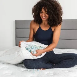 CopperWELL Pillow - Molecule -Bedding Shop GUEST 9fa3e961 d4cd 4117 8d6b 92669c99390d