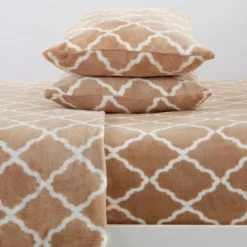 Great Bay Home Printed Velvet Plush Warm And Cozy Fleece Sheet Set 11 Great Bay Home Printed Velvet Plush Warm And Cozy Fleece Sheet Set -Bedding Shop GUEST b6769a38 712d 491c 8194 cb586667a36a