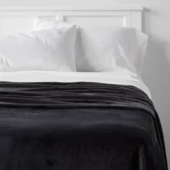 Recycled Polyester Throw Blanket - Room Essentials™