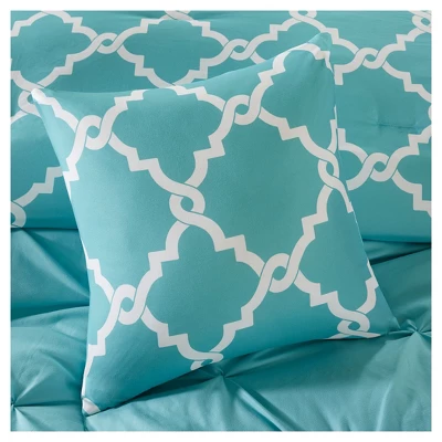 5pc Hayden Solid Reversible Comforter Set 7 5pc Hayden Solid Reversible Comforter Set - Image 5