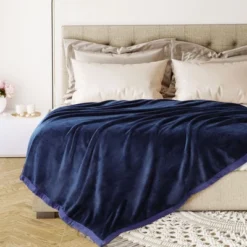 1 Pc Queen Microfiber Flannel Fleece Bed Blankets Navy Blue - PiccoCasa