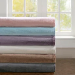 Madison Park Microlight Plush Bed Blanket 10 Madison Park Microlight Plush Bed Blanket -Bedding Shop GUEST d7d19894 5d0f 4ed6 8db9 15dc23afc9f8