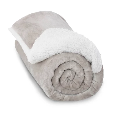 48" X 72" 15lbs Weighted Blanket With Reversible Sherpa Cover Taupe/Ivory - DreamLab 9 48" X 72" 15lbs Weighted Blanket With Reversible Sherpa Cover Taupe/Ivory - DreamLab - Image 7